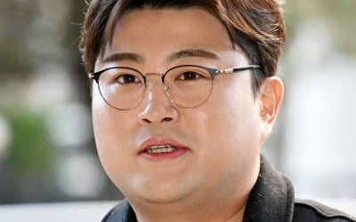 '콘서트 강행' 김호중 입 열었다…"모든 진실 밝혀질 것"