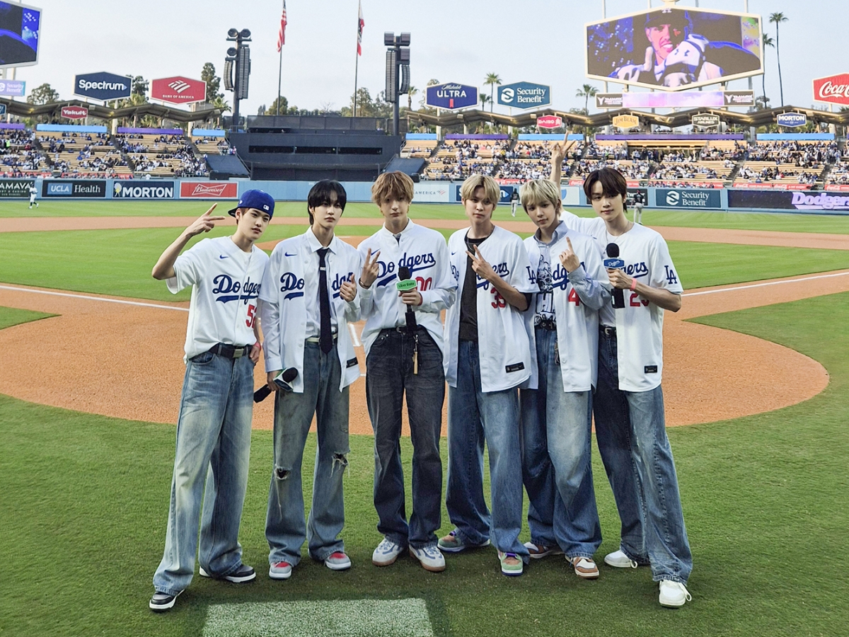 RIIZE appears at Dodger Stadium in the United States... Reaffirmation of global influence