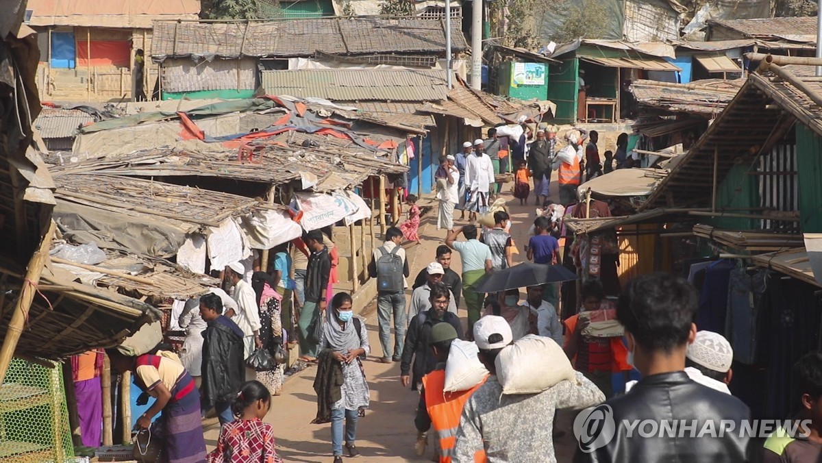 미얀마 서부서 로힝야족 난민 4만5천명 추가발생…내전 속 피해 급증