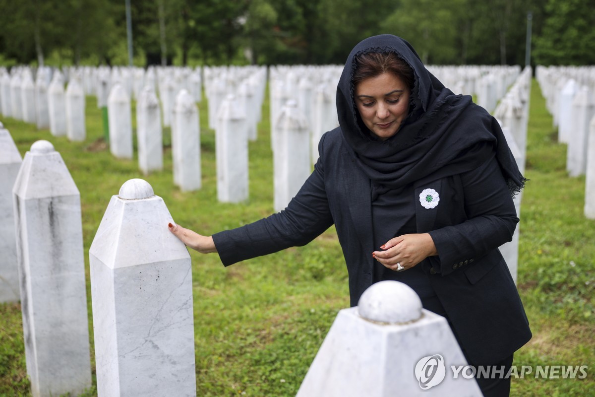 [특파원 시선] '스레브레니차 대량학살'과 비극의 정치화