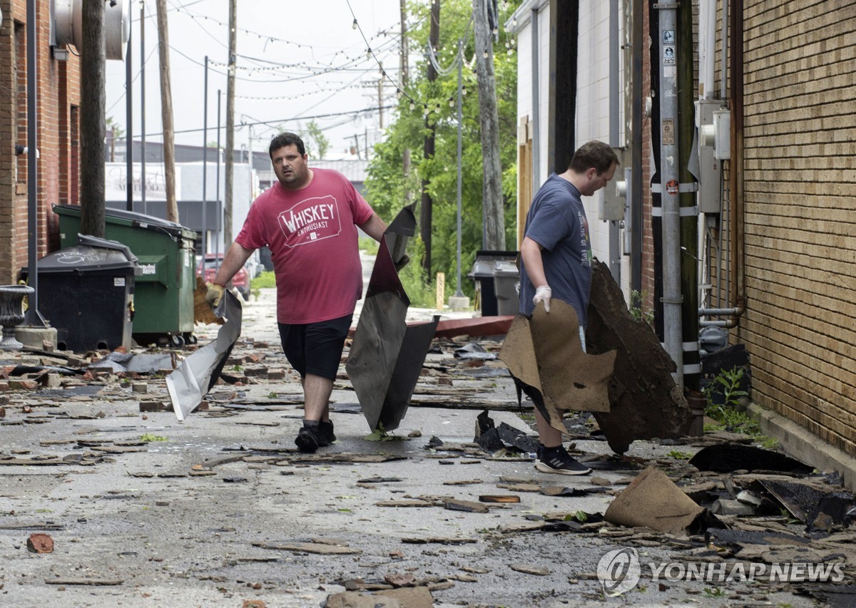 텍사스 등 美 중남부 폭풍에 최소 11명 사망…1억명 위협