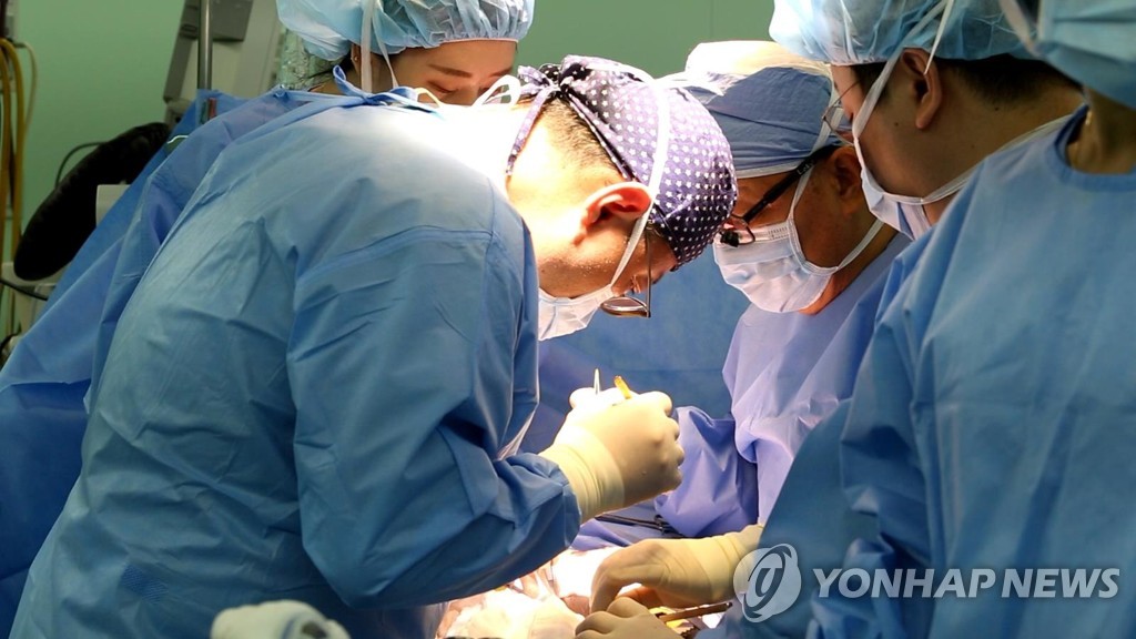 신장이식 수술에 '합당한 보상'…수가 최대 186% 인상