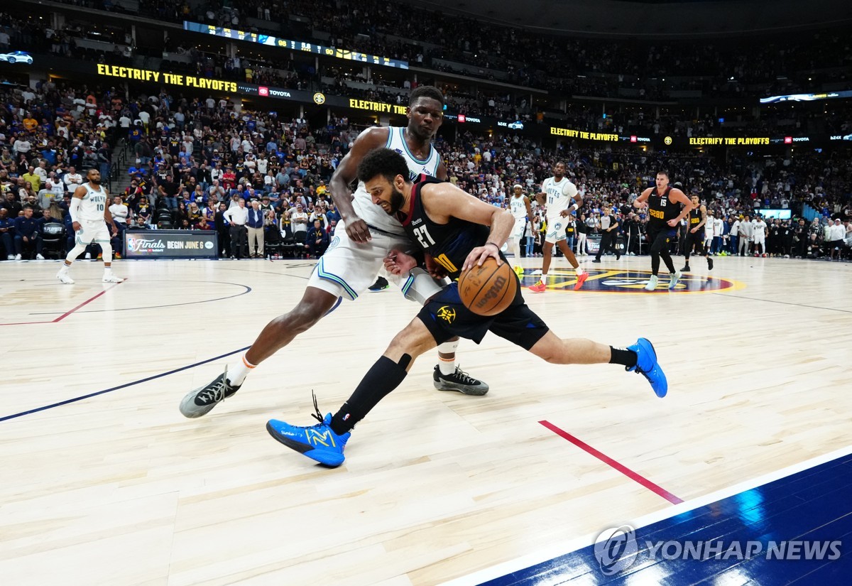 MVP를 넘은 트윈타워…NBA 미네소타, 20년 만에 서부 결승 진출