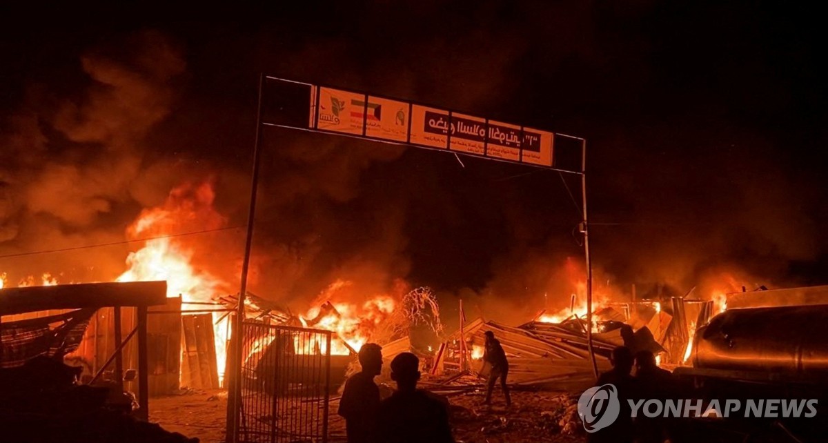 앰네스티 "이스라엘의 팔 난민촌 최근 공습, 전쟁범죄로 살펴야"