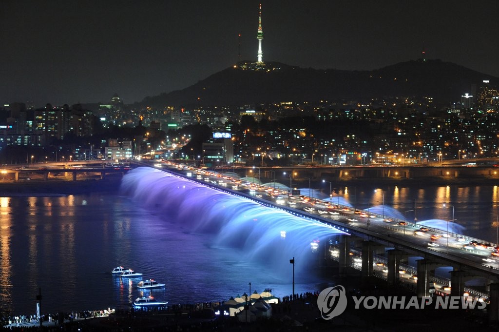 시민이 꼽은 서울의 랜드마크는 한강…외국인은 광화문 광장