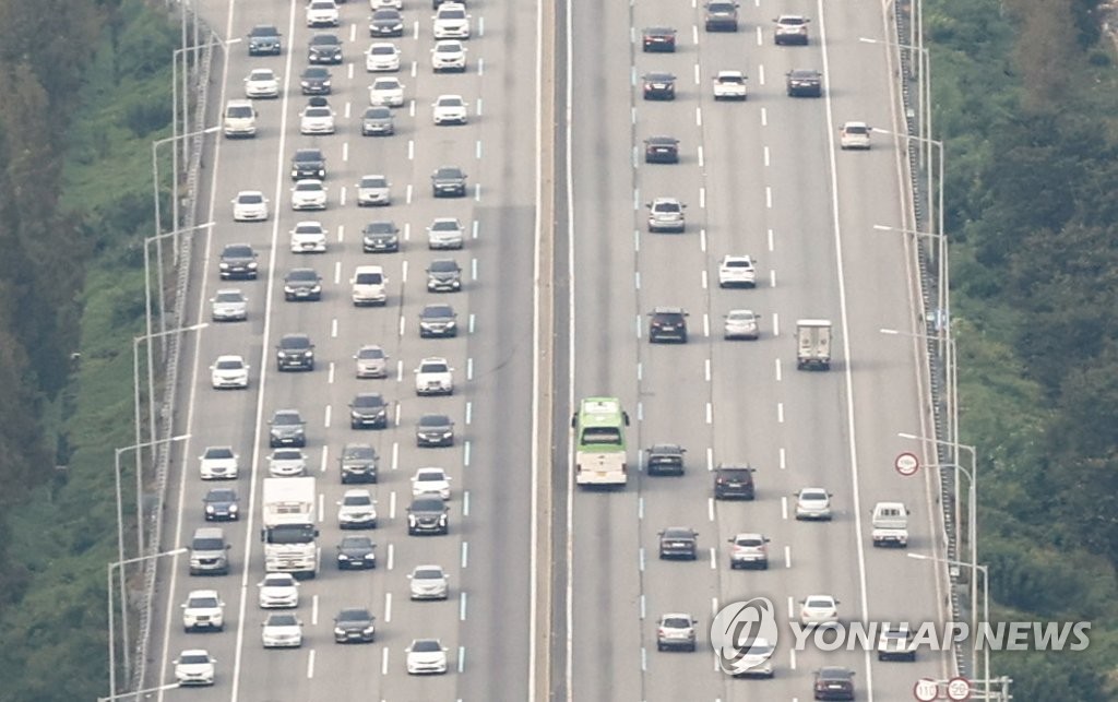 도공, 영동고속도 주말 버스전용차로 운영 종료…지정체 '숨통'