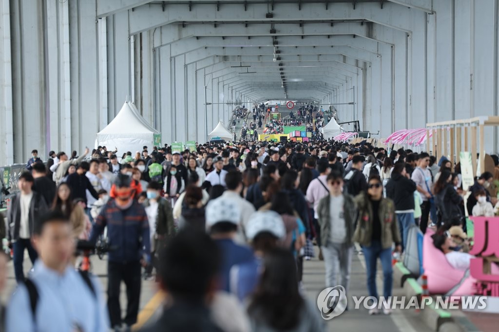 서울지역 축제 5월에만 44개…시, 지하철 혼잡·안전 집중관리