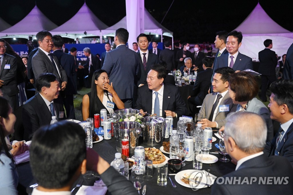 중소기업인대회 3년째 용산 개최…尹대통령·6개그룹 총수 참석