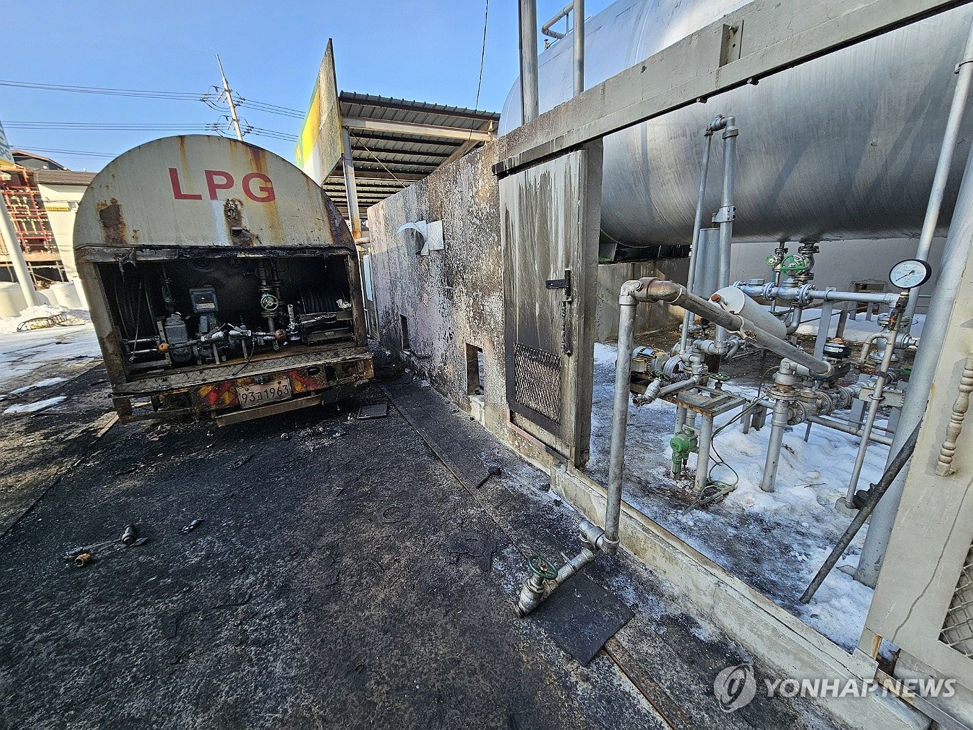 '5명 사상' 평창 LPG 충전소 폭발…벌크로리 기사 금고 1년6개월(종합)