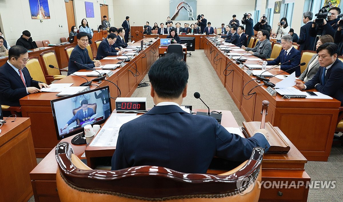 과방위 '라인사태' 질의 무산…AI법 처리·방심위 질의 이견