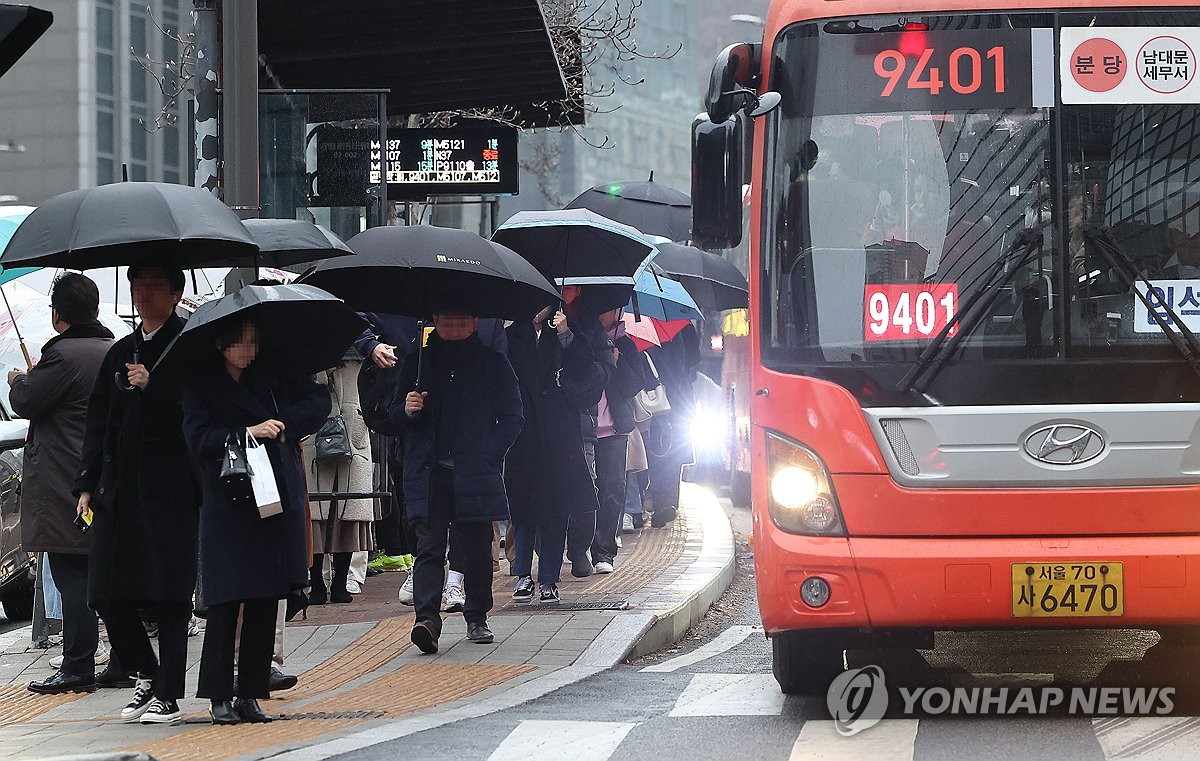 수도권남부 광역버스·전용차로 늘린다…"출퇴근시간 30분 단축"(종합)