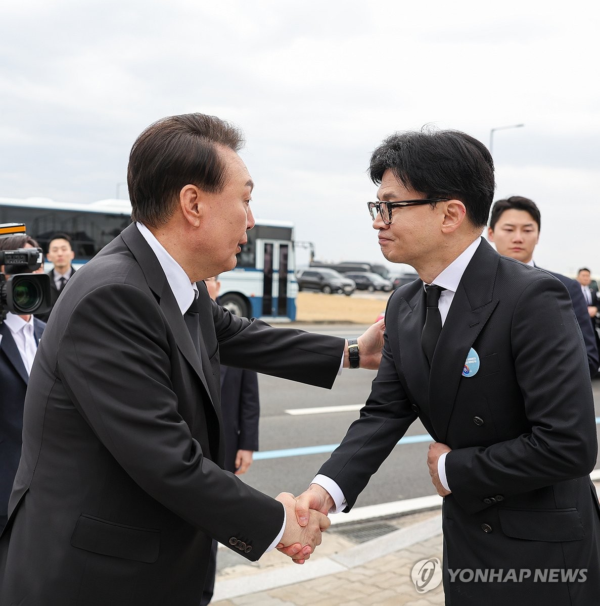 친윤, '韓 대표 되면 대통령 탈당' 풍문에 "그럴 일 없다" 일축