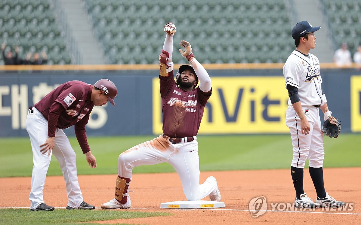 '유쾌한' 키움 도슨 "은퇴해도 야구 보러 한국 와야겠다 싶어"