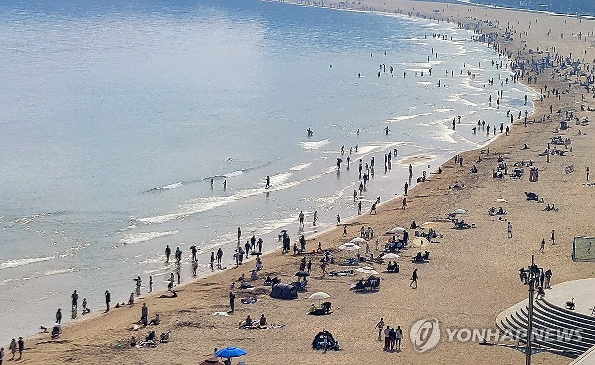 부산·울산·경남 맑다가 밤부터 흐려져…낮 최고 25도