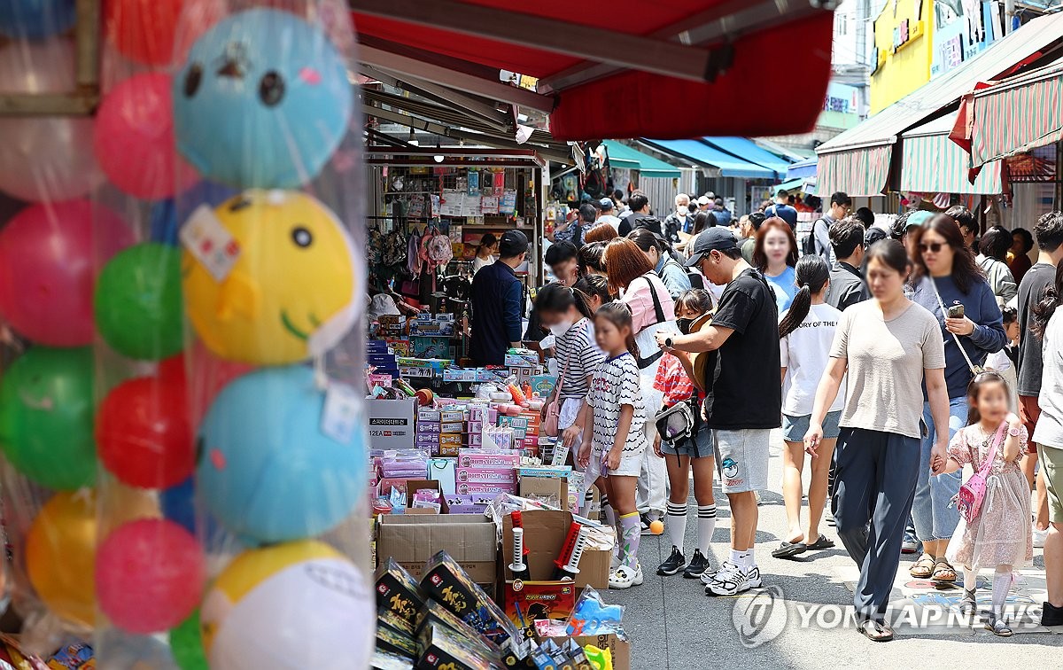 학원·학습지에 치여서…어린이 38% "하교 후 안 놀아요"