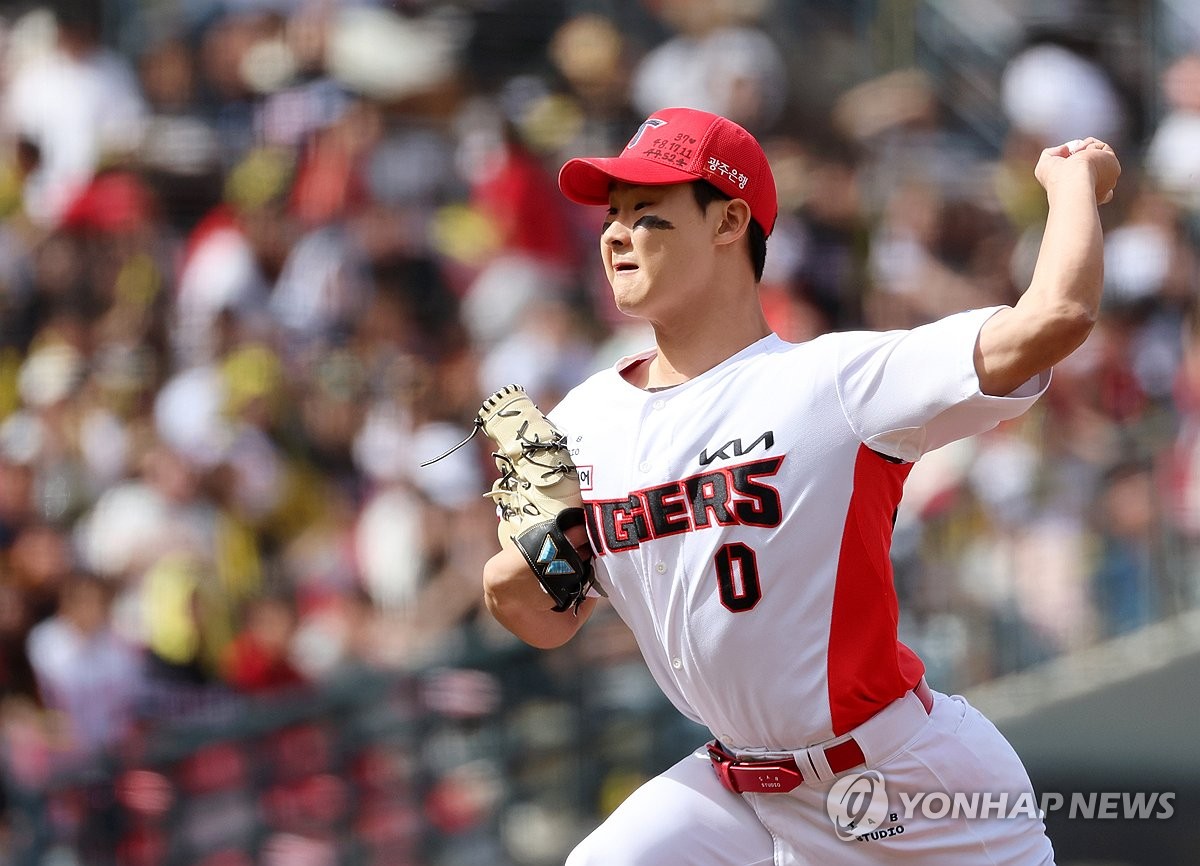 위기에 등장한 KBO 신인왕 후보 김택연·전미르·김범석·곽도규