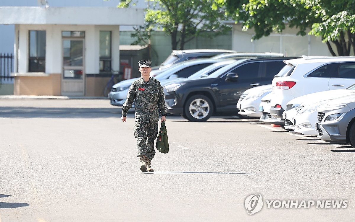 임성근 "수중수색 지시 안 했다"…도시락 점심후 계속 조사받아(종합)