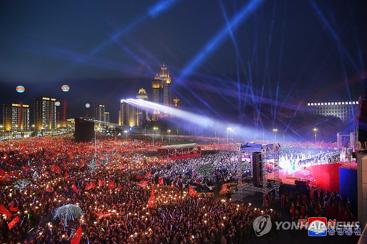 북 "원수들, 청년 변질시키려 하지만…신념 날로 굳건해져"