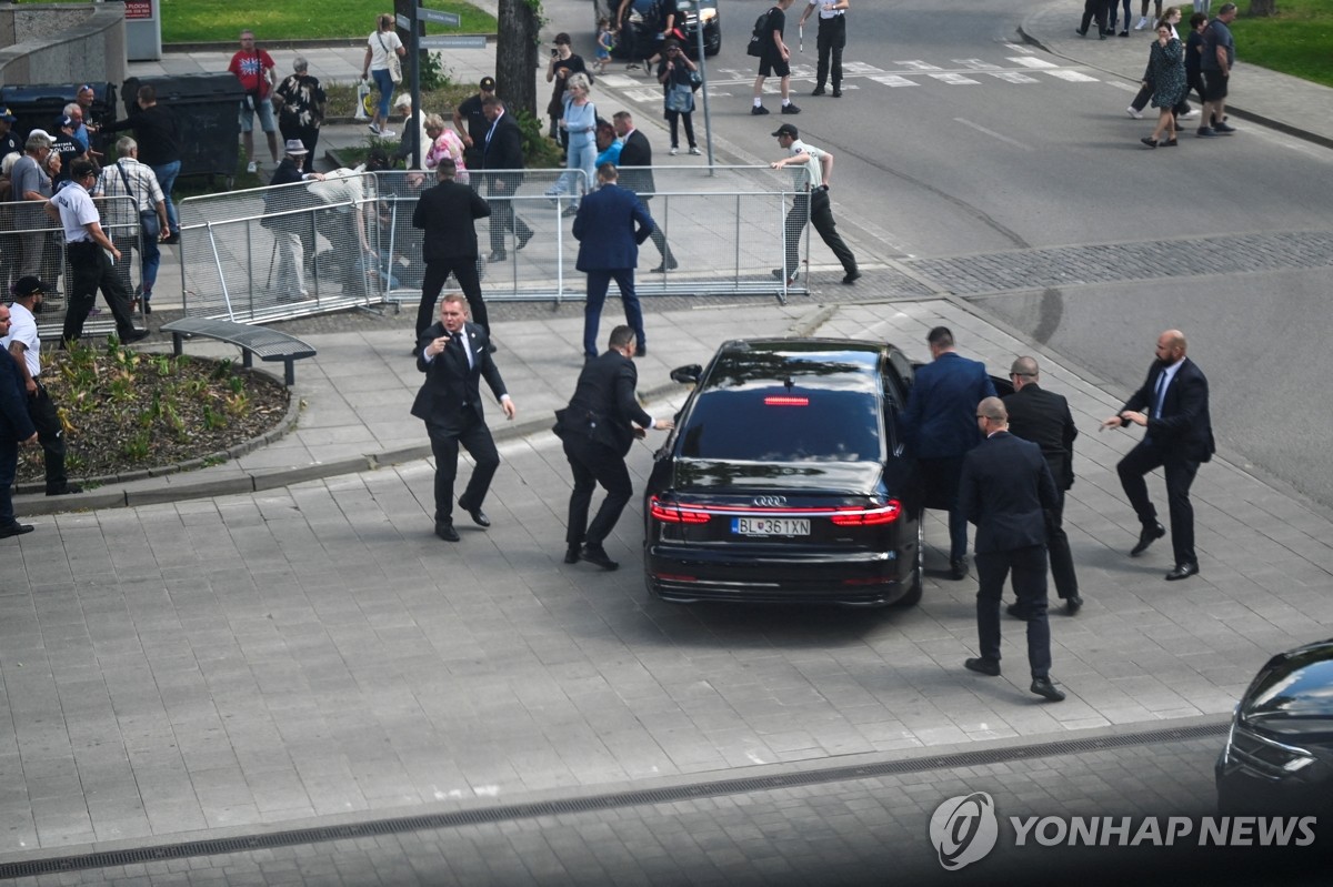 한덕수 총리, '피습' 슬로바키아 총리에 위로 서한(종합)