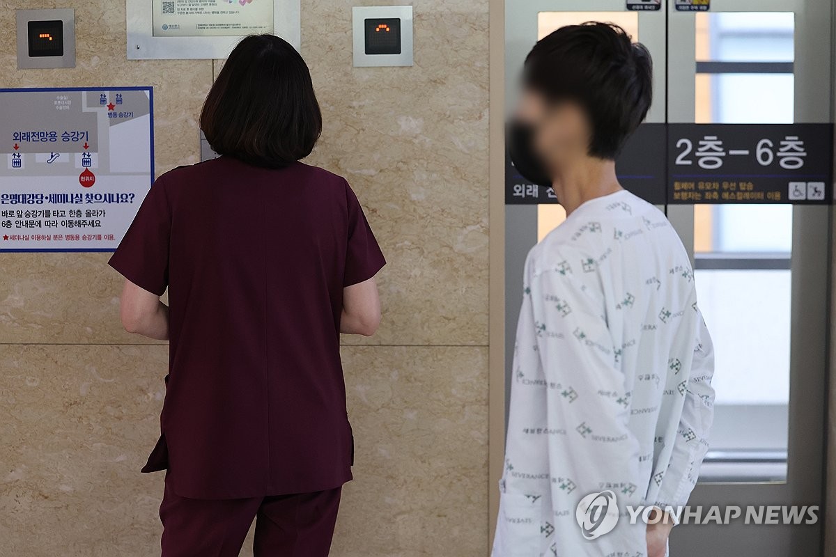 의정갈등 3개월째…출구전략 없이 전공의-정부 '평행선'