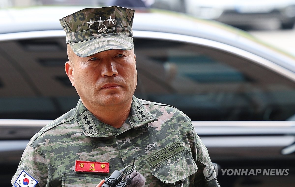 전화 안 받았다던 이종섭, 통화기록 나오자 "지시 없었단 취지"