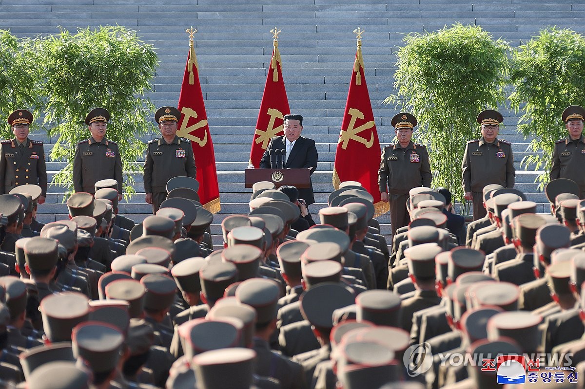 김정은 "정당한 위성발사에 韓무력시위, 용서못할 불장난"(종합)