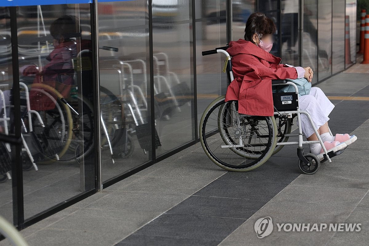 '의료공백'에 건보재정 1천883억 또 투입…입덧약, 건보 적용