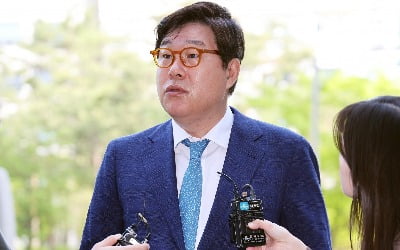 검찰, '이화영 뇌물공여·대북송금' 김성태에 징역 3년6월 구형 [종합]