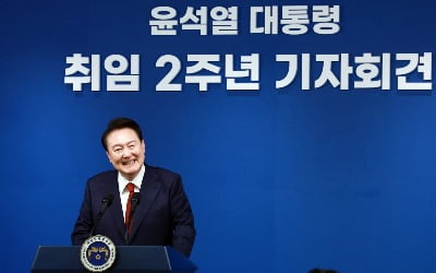 [속보] 尹 "장바구니·외식 물가 잡는 데 정부 역량 총동원"