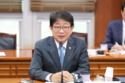 "덜렁덜렁 전세 계약" 국토부 장관 발언에…野 "사퇴 촉구"