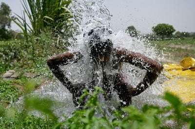 오류 의심 부른 기온 섭씨 52.9도…인도, 극한의 폭염