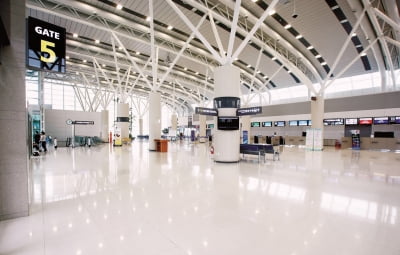 현대L&C, 인천공항 2터미널에 마감재 공급