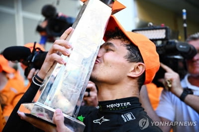 F1 노리스, 110경기 만에 데뷔승…마이애미 GP 역전 우승