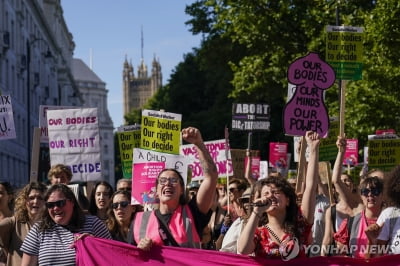 잉글랜드·웨일스 '24주이상 낙태 처벌' 없어지나