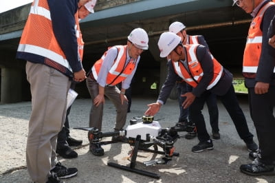 한국도로공사, 첨단장비 활용해 고속도로 시설물 집중안전점검