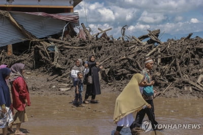 인도네시아 수마트라섬서 홍수·산사태로 최소 34명 사망