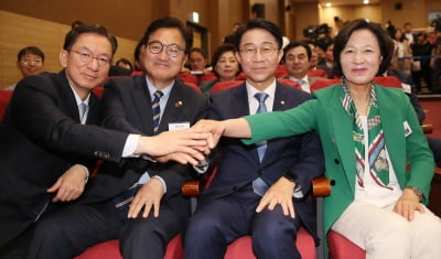 22대 첫 국회의장, 추미애·우원식 대결로 압축