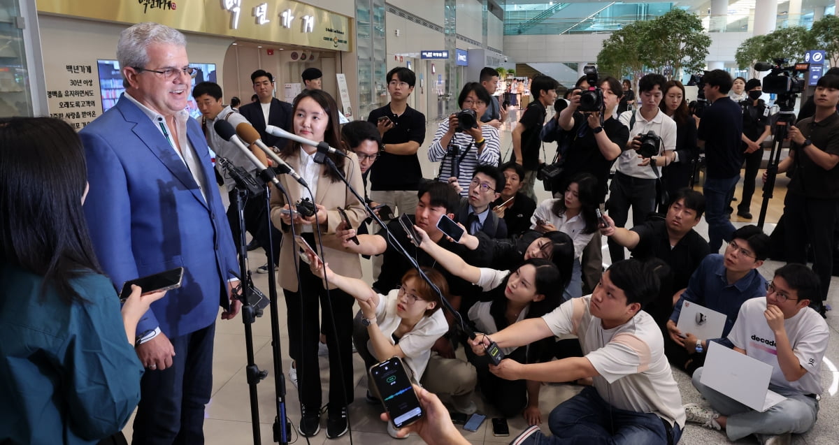 [포토] 포항 석유·가스 매장 분석한 액트지오 아브레우 박사 입국