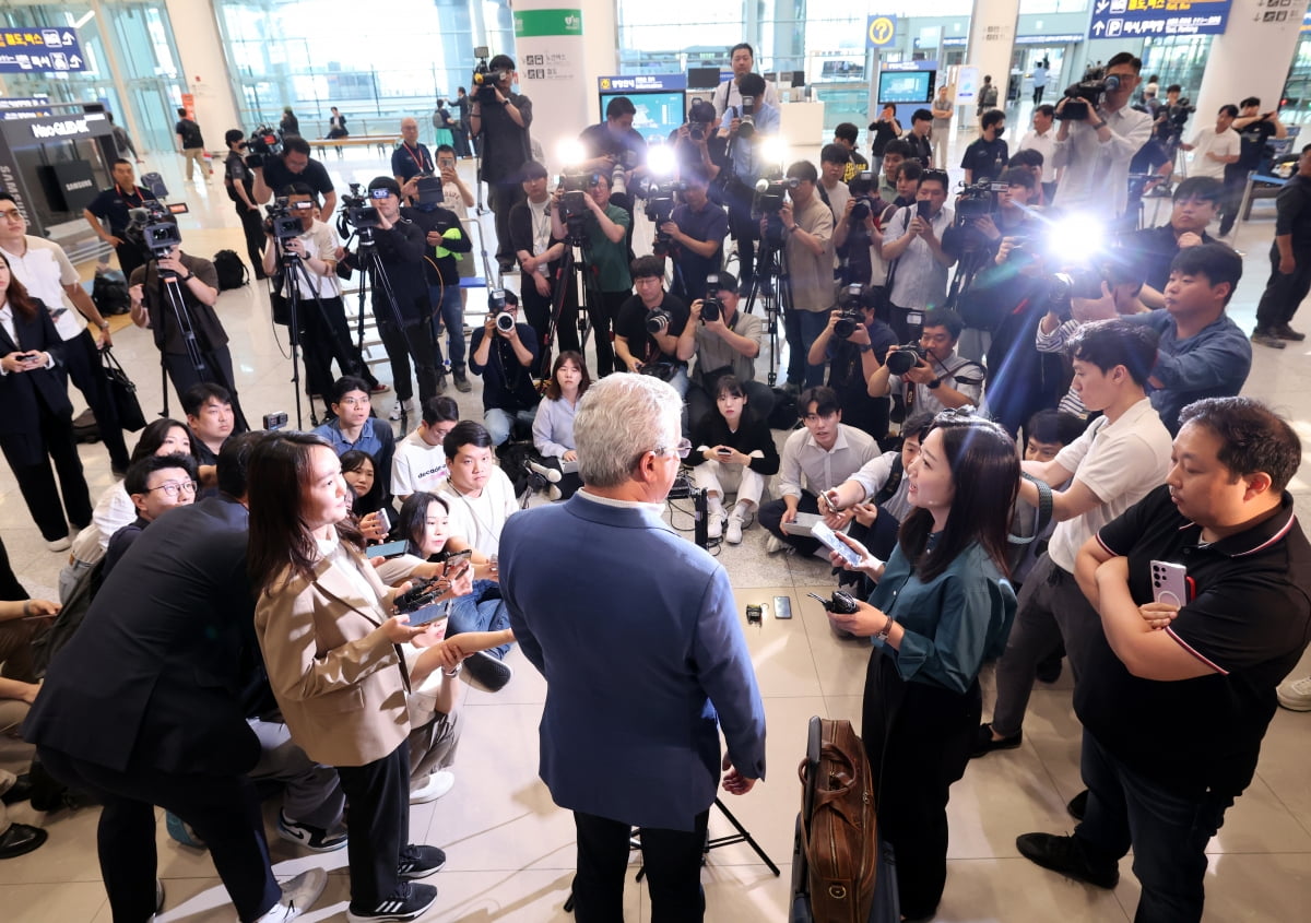 [포토] 포항 석유·가스 매장 분석한 액트지오 아브레우 박사 입국