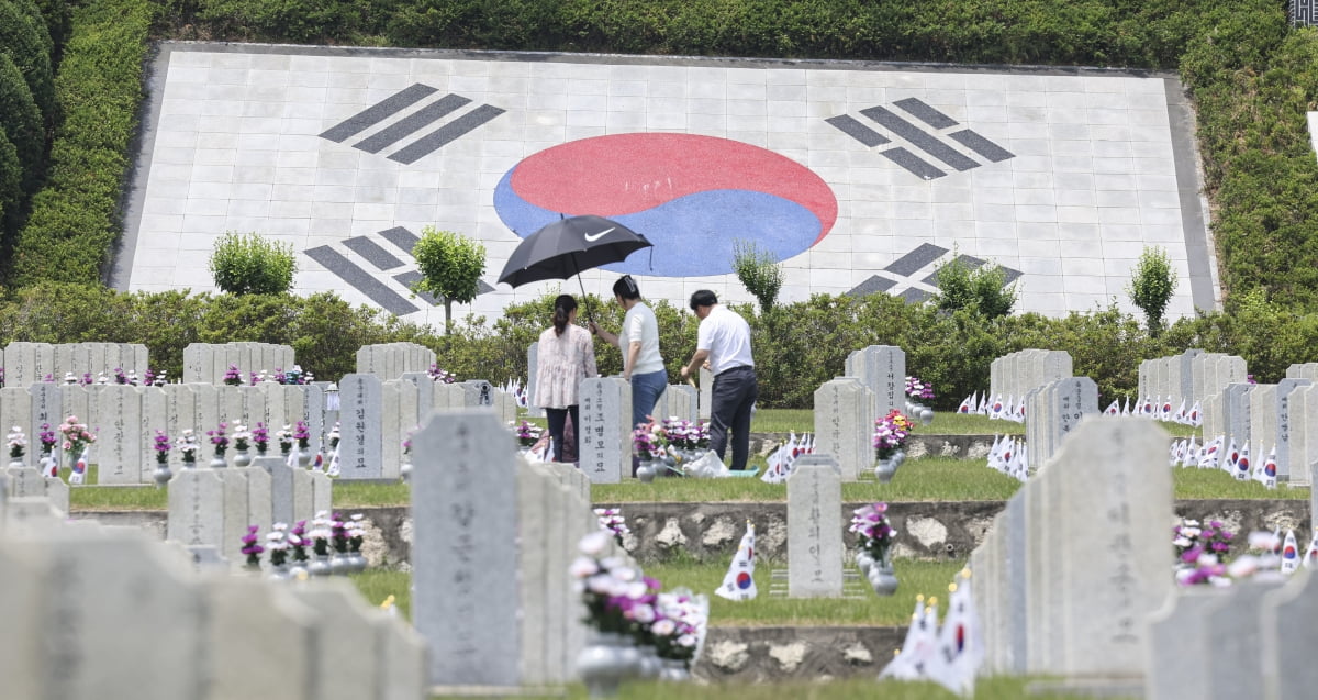 [뉴스 한줌] 현충일 맞아 전국서 묵념 사이렌 울린다