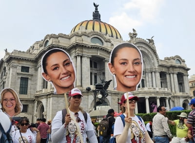 "여성 정치인 집 나오다 또 피살"…멕시코에 무슨 일이