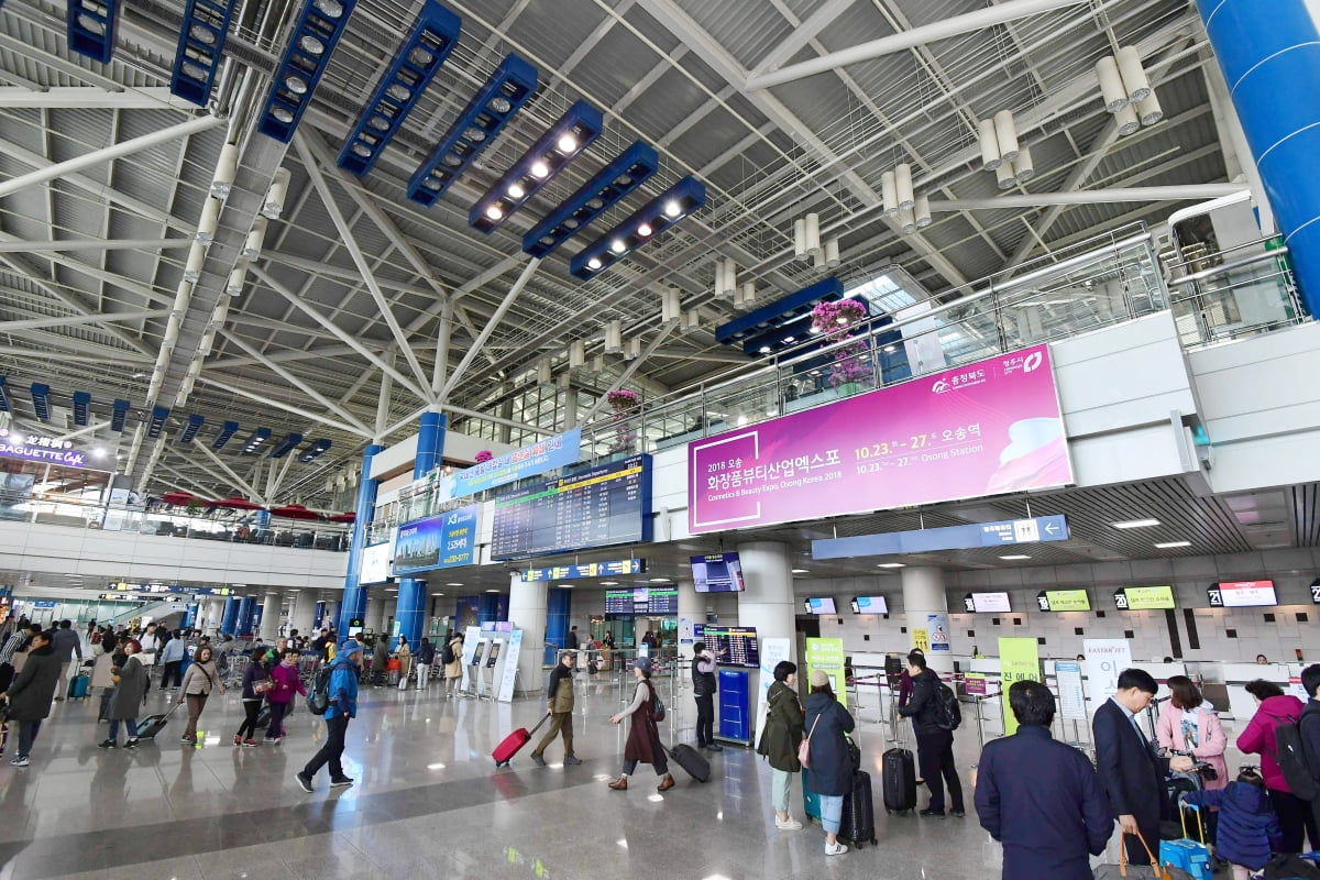 청주공항, 여객터미널·주차장 확대…"중부권 거점공항 도약"