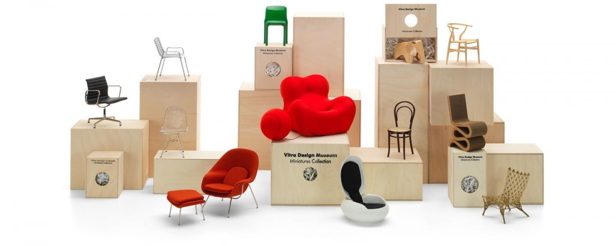 Vitra Haus는 헤리티지 가구와 동시대 디자인 가구를 모은 인테리어 쇼룸으로 쓰인다. Vitra 