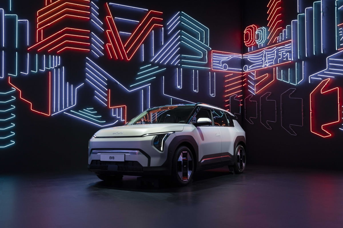 기아, 2024 부산모빌리티쇼 참가. 기아 콤팩트 전기 SUV EV3