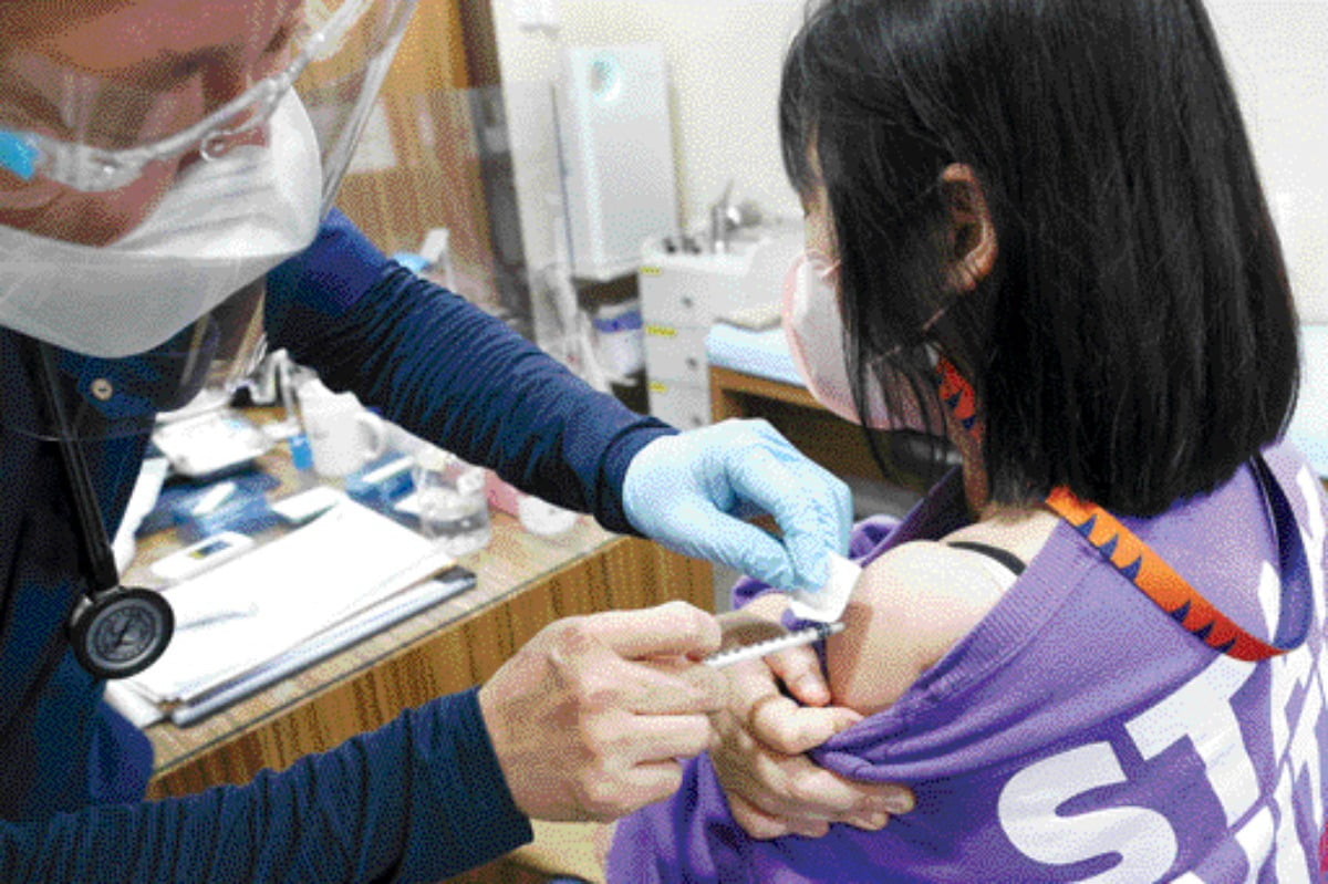 코로나 백신, 10월부터 고위험군만 무료…일반인 '자부담'