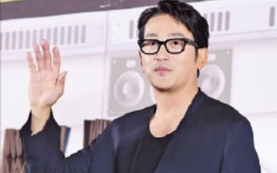 [이 아침의 배우] 韓영화계 최연소 1억 배우…하정우