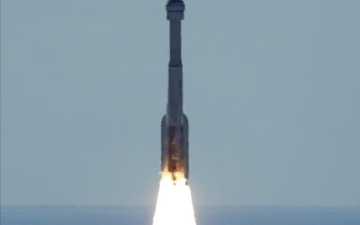 보잉 '유인 우주선' 발사 성공…스페이스X 독점시대 깬다