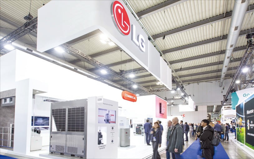 LG전자가 지난 3월 유럽 최대 공조 전시회 ‘MCE 2024’에서 냉난방공조 솔루션을 전시했다. /LG전자 제공
 