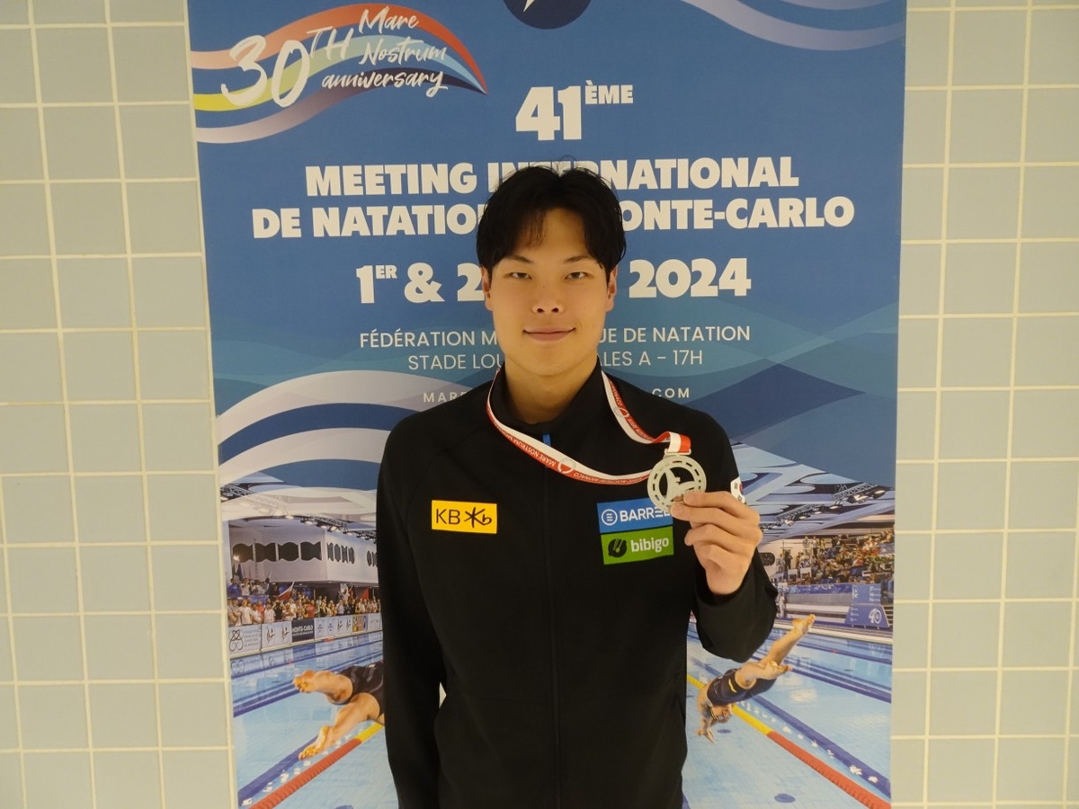 자유형 400ｍ 김우민 개인 최고·100ｍ 황선우 대회신기록 우승(종합)