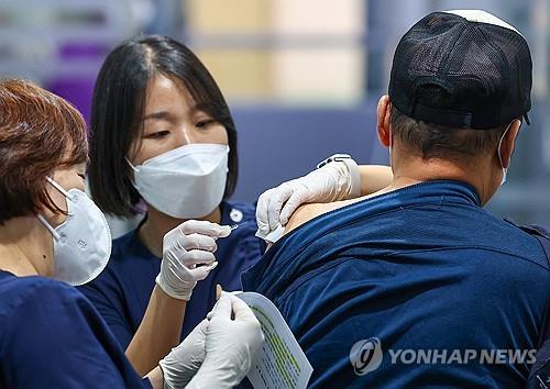 [신간] 백신의 공포?…'허튼소리에 신경 쓰지 마라, 여기 과학이 있다'